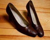 1980s Vintage Salvatore Ferragamo Chocolate Heels 7.5