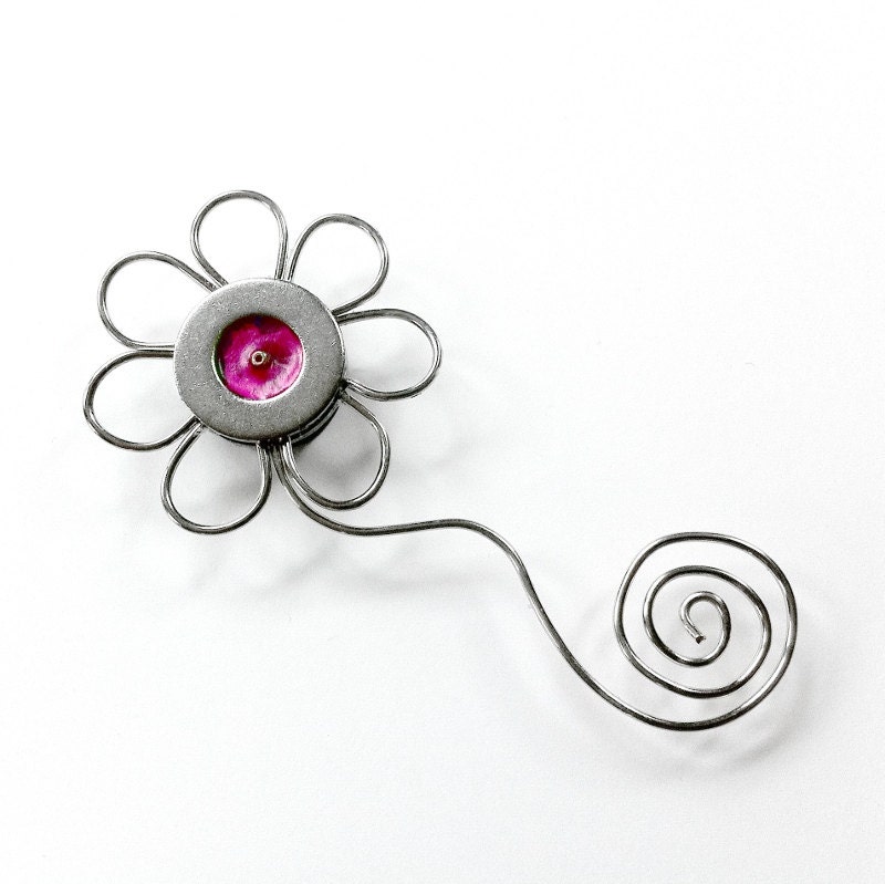 Metal Flower Magnet, Cute Magnet, Pink Magnet, Industrial Flower, Metal Magnet, Gift for Gardener, Unique Magnet, Handcrafted Magnet