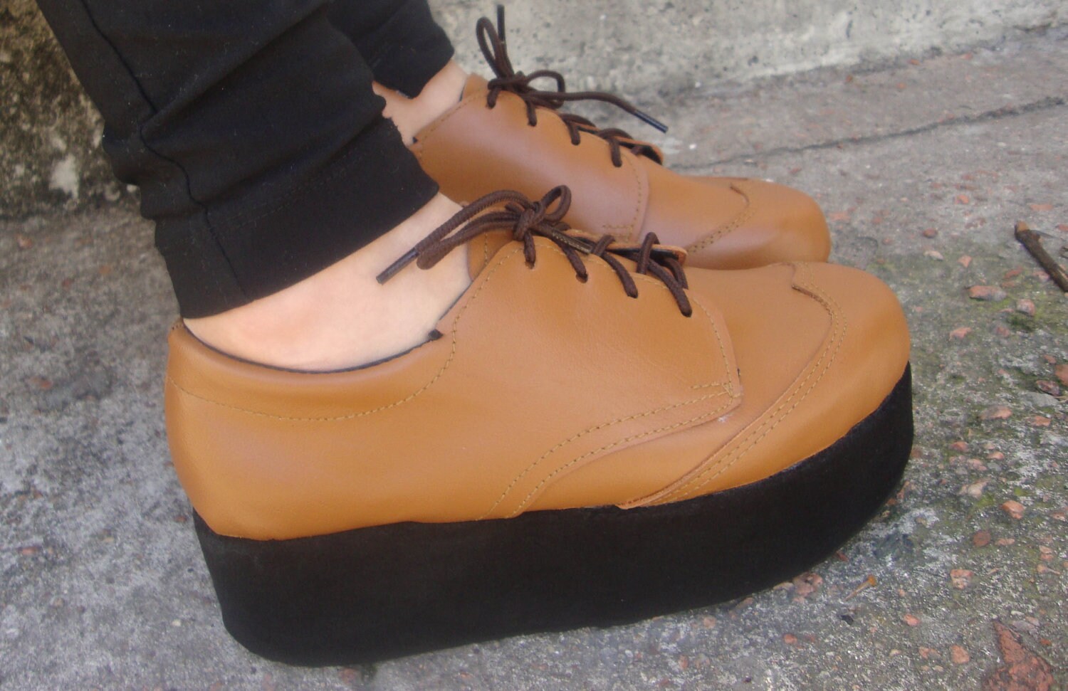 brown leather creepers