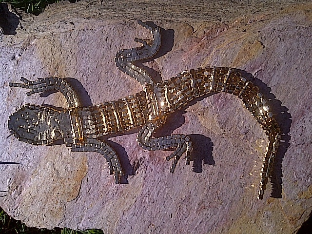 Vintage Lizard Brooch or Pin, Articulated, Gold Colored Lizard with Crystal Rhinestones, Vintage 1985