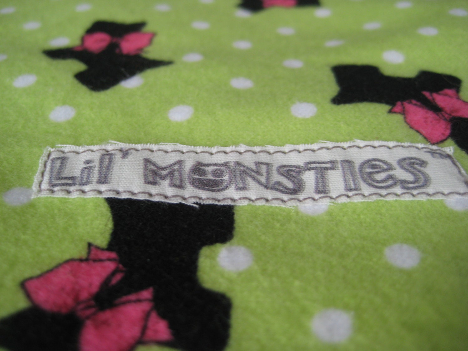 Flannel & Terrycloth Burp Cloth - Pretty Scottie Pups - FREE SHIPPING if ordered with another item -
