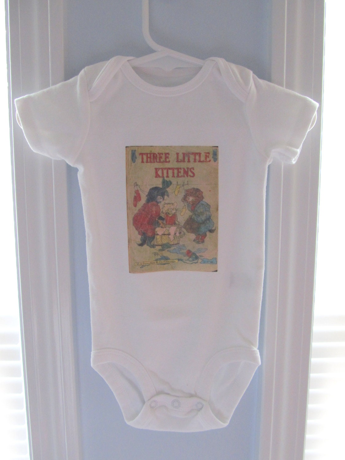Vintage Onesie - Three Little Kittens Il_570xn