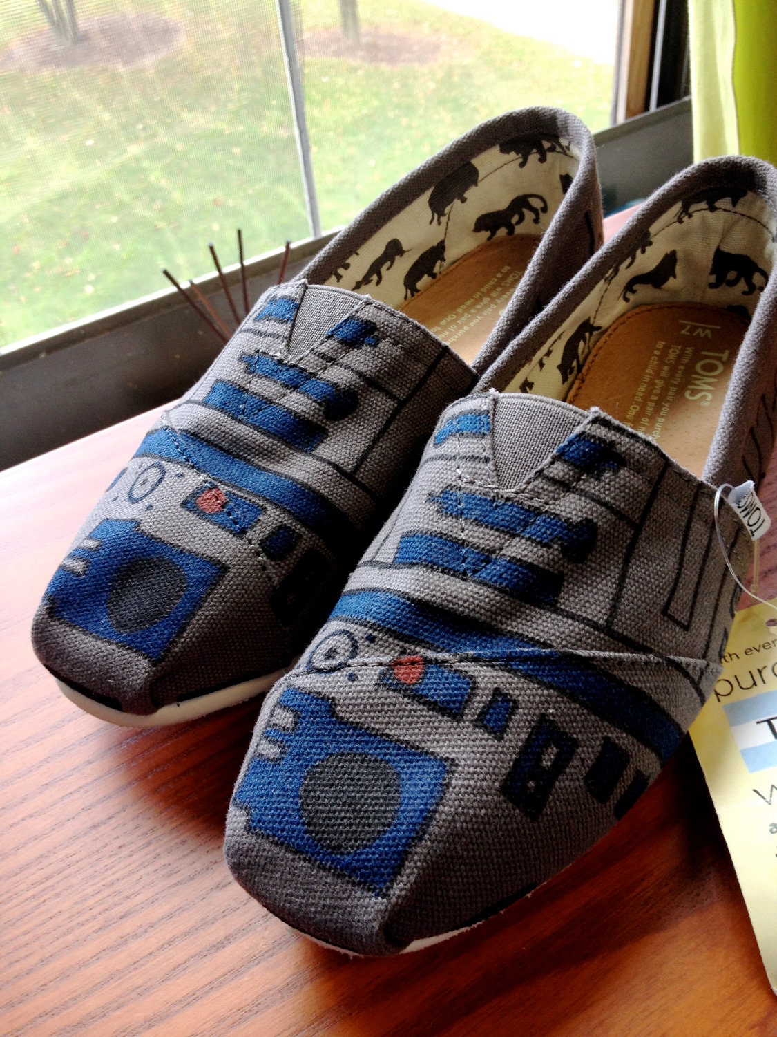 Customize your own R2-D2 Toms, Perfect for Star Wars Fans of All Ages, Made to Order