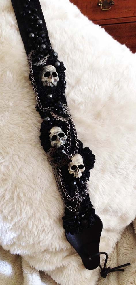 Chain of Skulls Punk Heavy Metal Rock Guitar Strap