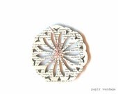 25 large vintage medallion paper doilies, decorative doilies, vintage paper embellishments, wedding decor, table decor