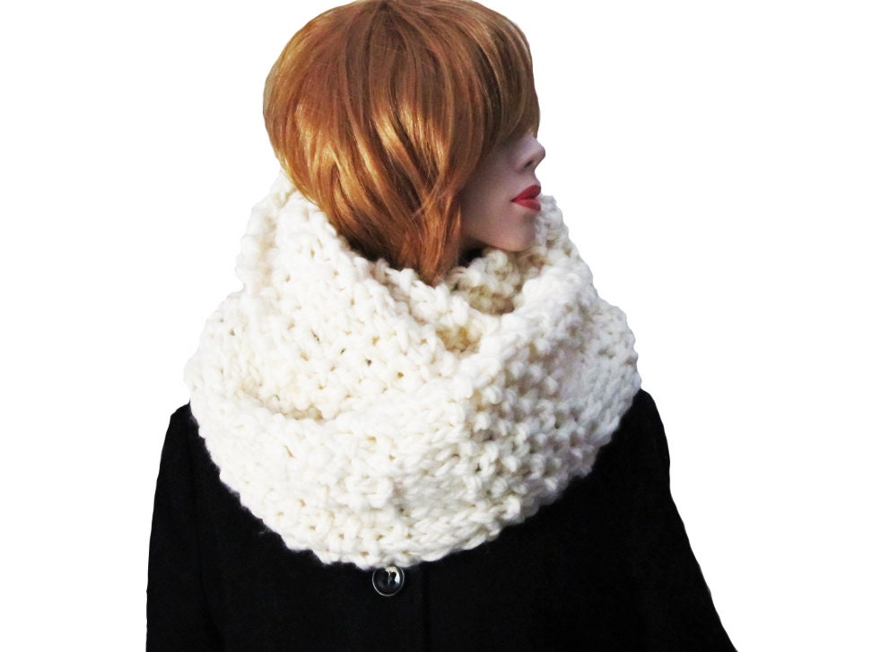 Cloud Cowl Knitting Pattern / Infinity Scarf Pattern