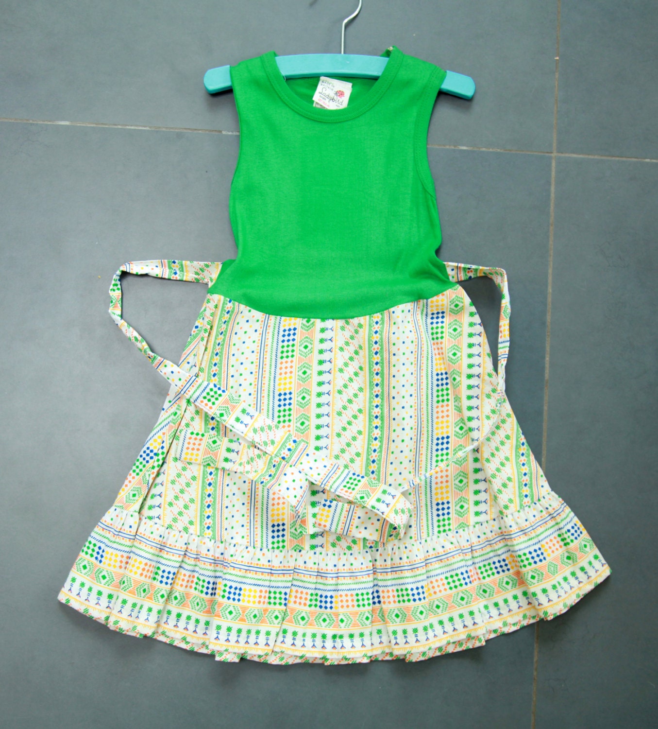 Nice summerdress from deadstock, new with tags, size 4 - oliviavintagekids