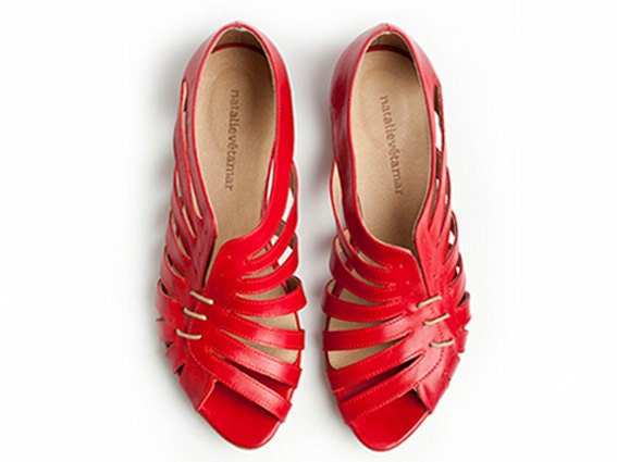 50% OFF Gilly red flat sandals - TamarShalem