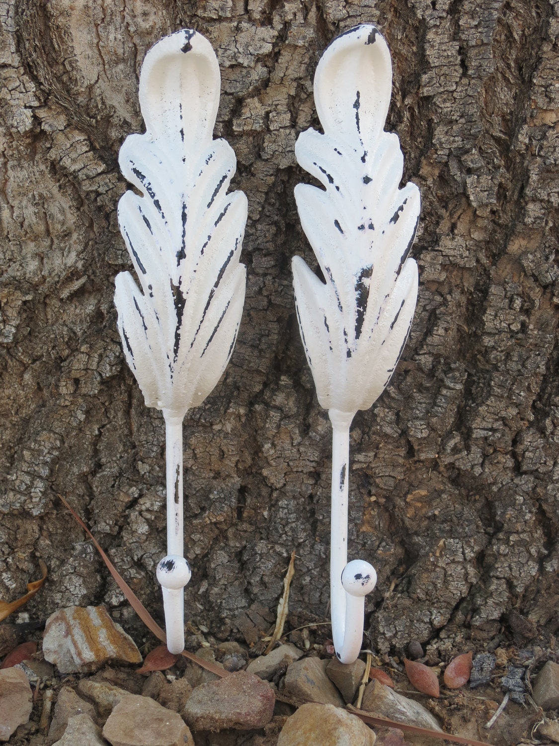Pair of Iron Wall Hooks/ White Distressed Acanthus Leaf Motif/ Key Hooks/ Jewelry Hanger/Shabby Chic Hooks
