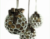 Acorn Top Sparkle Ornament - FoundationCreations