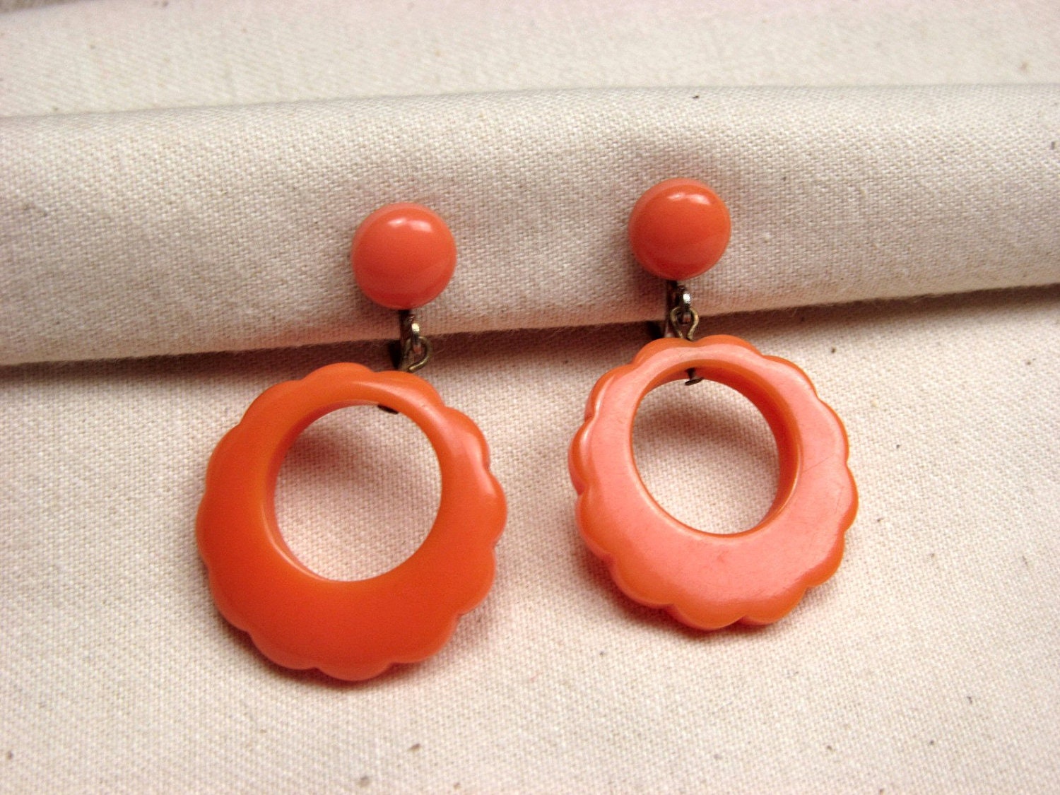 Vintage Earrings / Orange Popsicle Circle Earrings