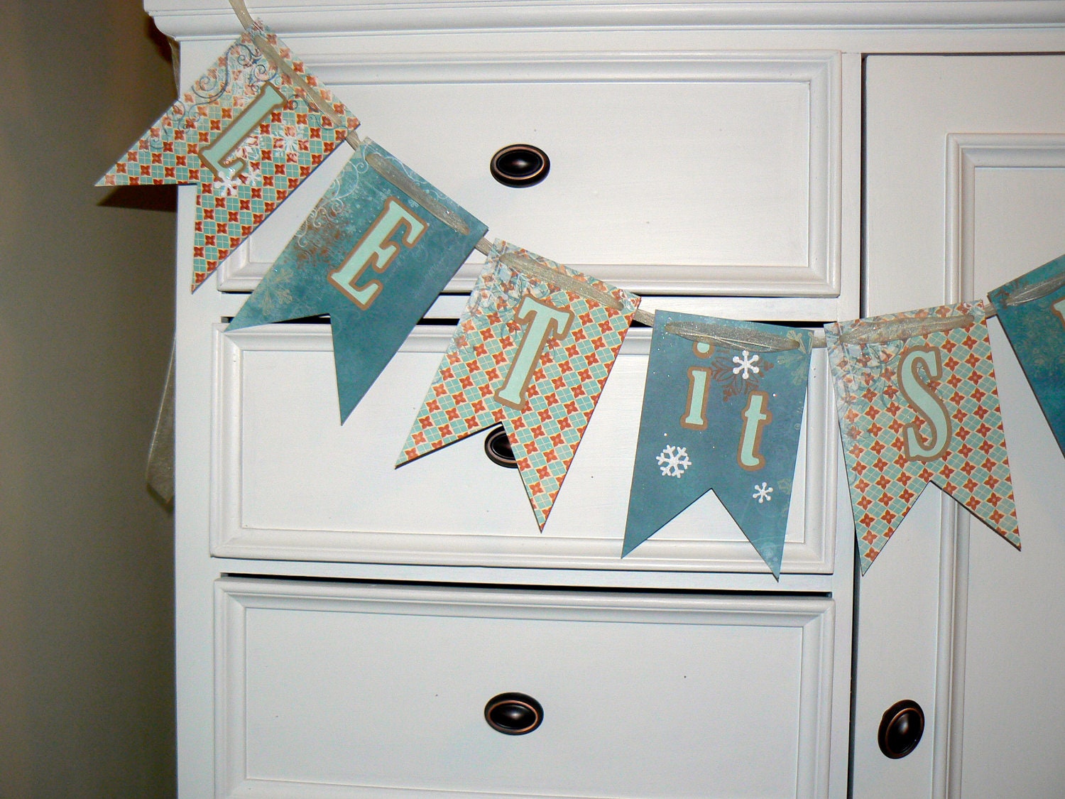 Clearance 60% OFF Let It Snow Holiday Banner - Snowflakes