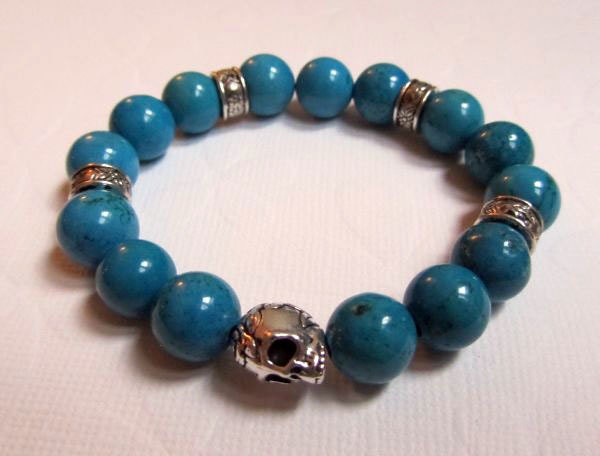 Turquoise skull bead stretch bracelet