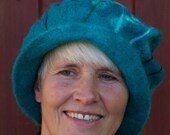 Needle felted womens hats handmade in France, different sizes and colours 100% Merino wool. Style "The Sou'wester"