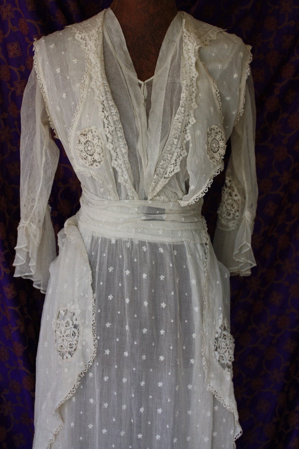 Antique Edwardian dress, 1900s, Irish lace, nett, muslin, lace, boho, wedding, floral embroidery, wings