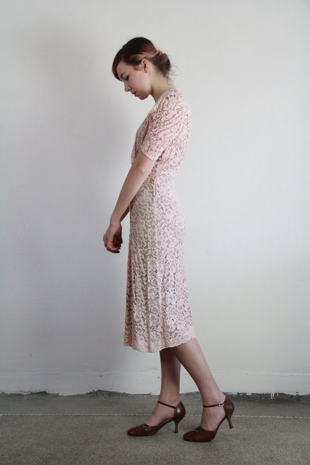 Antique 30s Lace Gown . Pink Chantilly Dress . Evening Attire . High Fashion . Lace Sleeves . Vintage 1930s