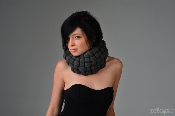 27% OFF - Woven Cowl in Granite