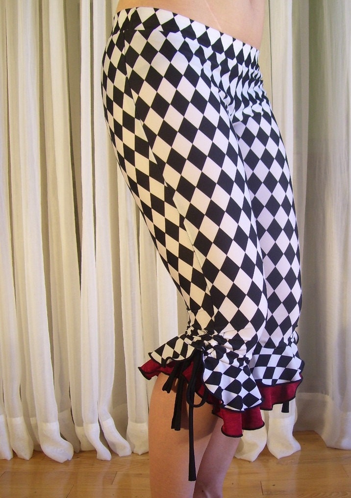 Capri bloomers ruffles pants - black and white jester - YOUR SIZE