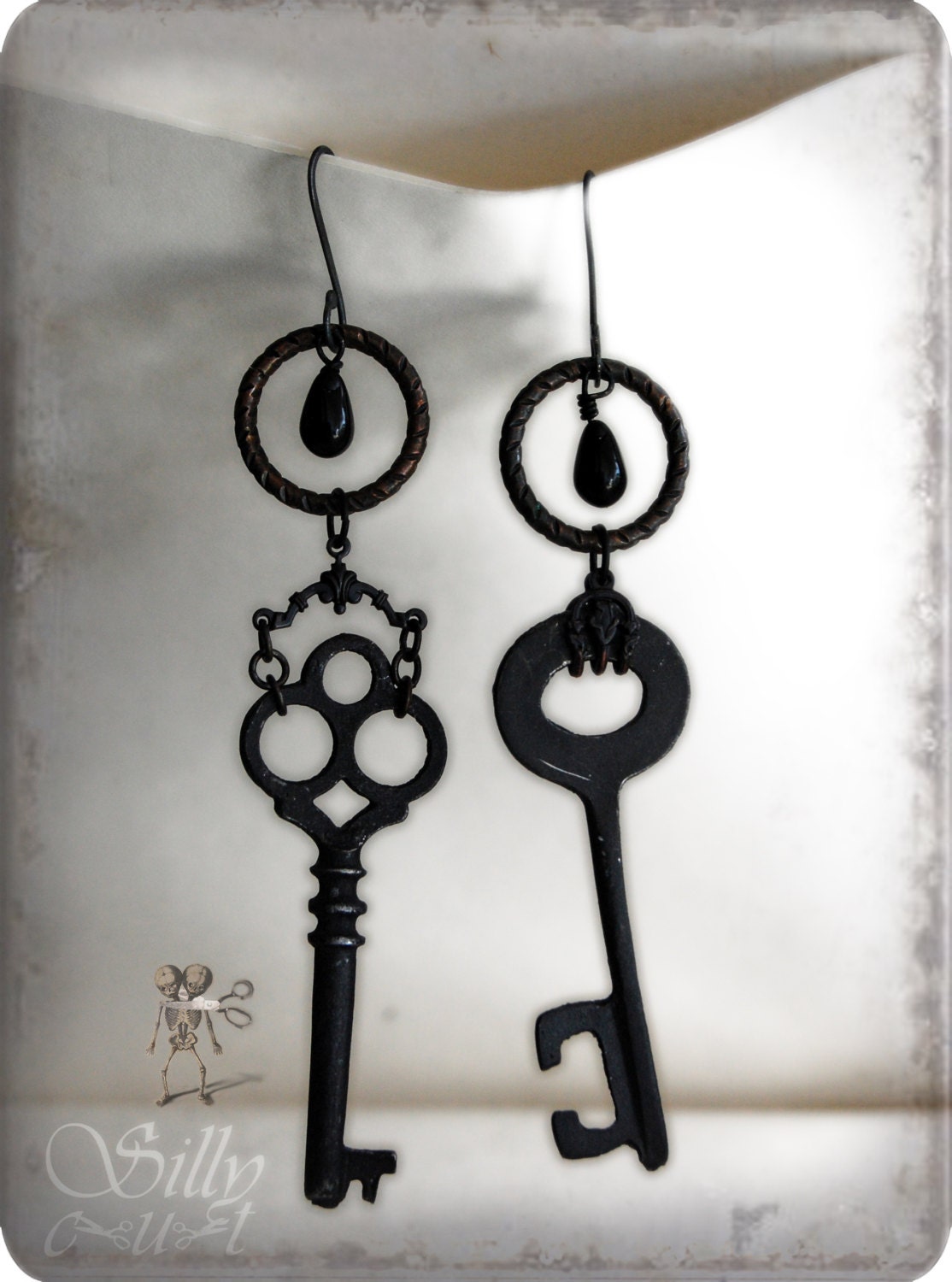 earrings - old keys - gothic, victorian, black, mismatched, vintage style, antique style, flapper, long, shoulderdusters