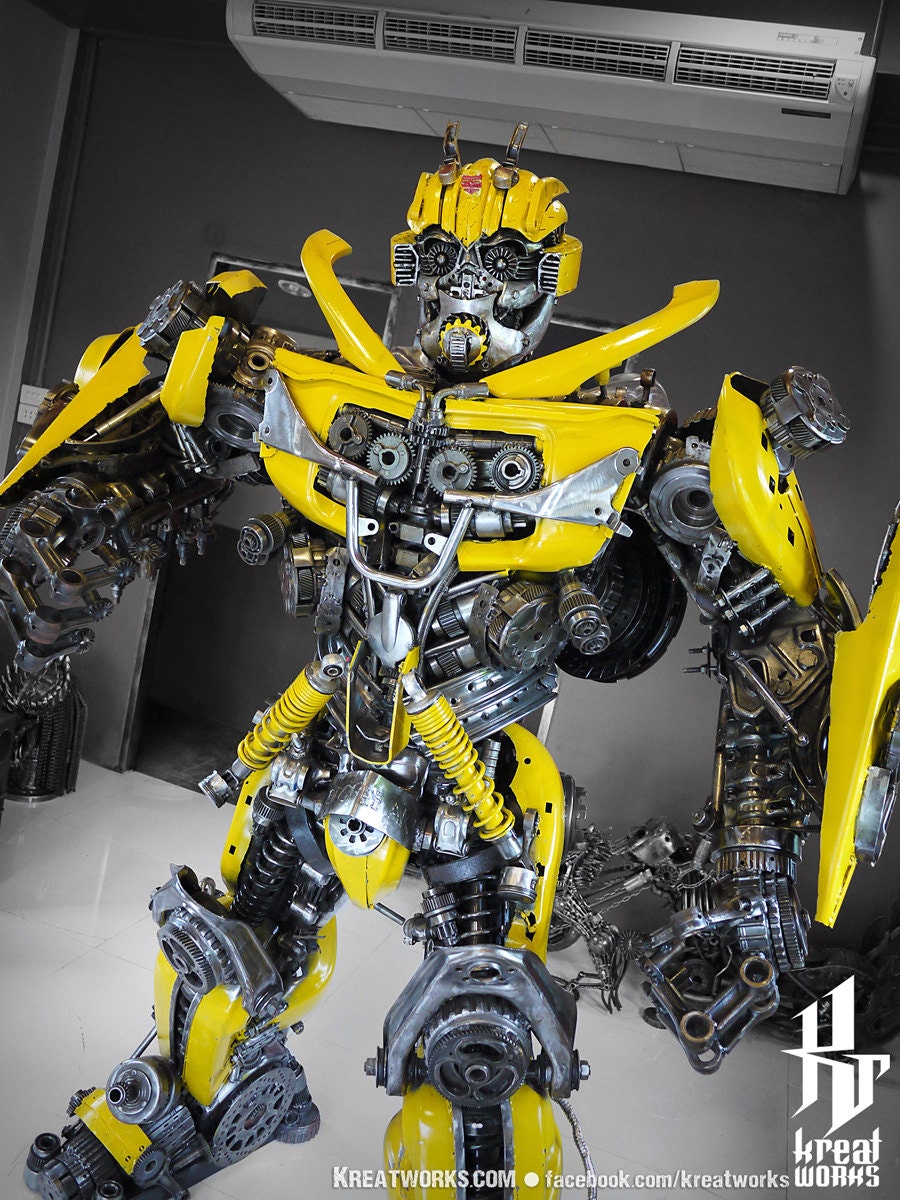 Dieselpunk Boxing Robot (made-to-order)