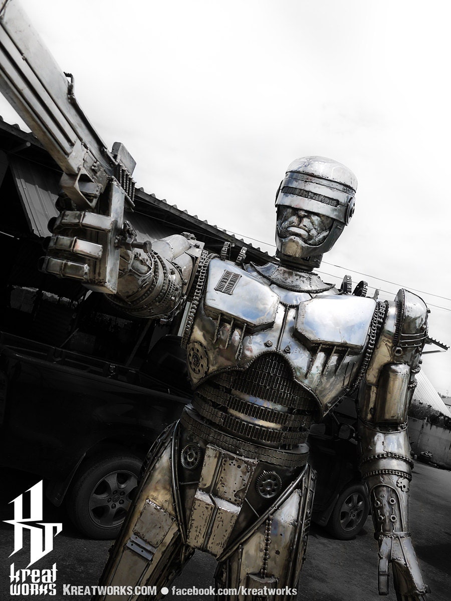 Robot Cop ( Large item ) : made-to-order
