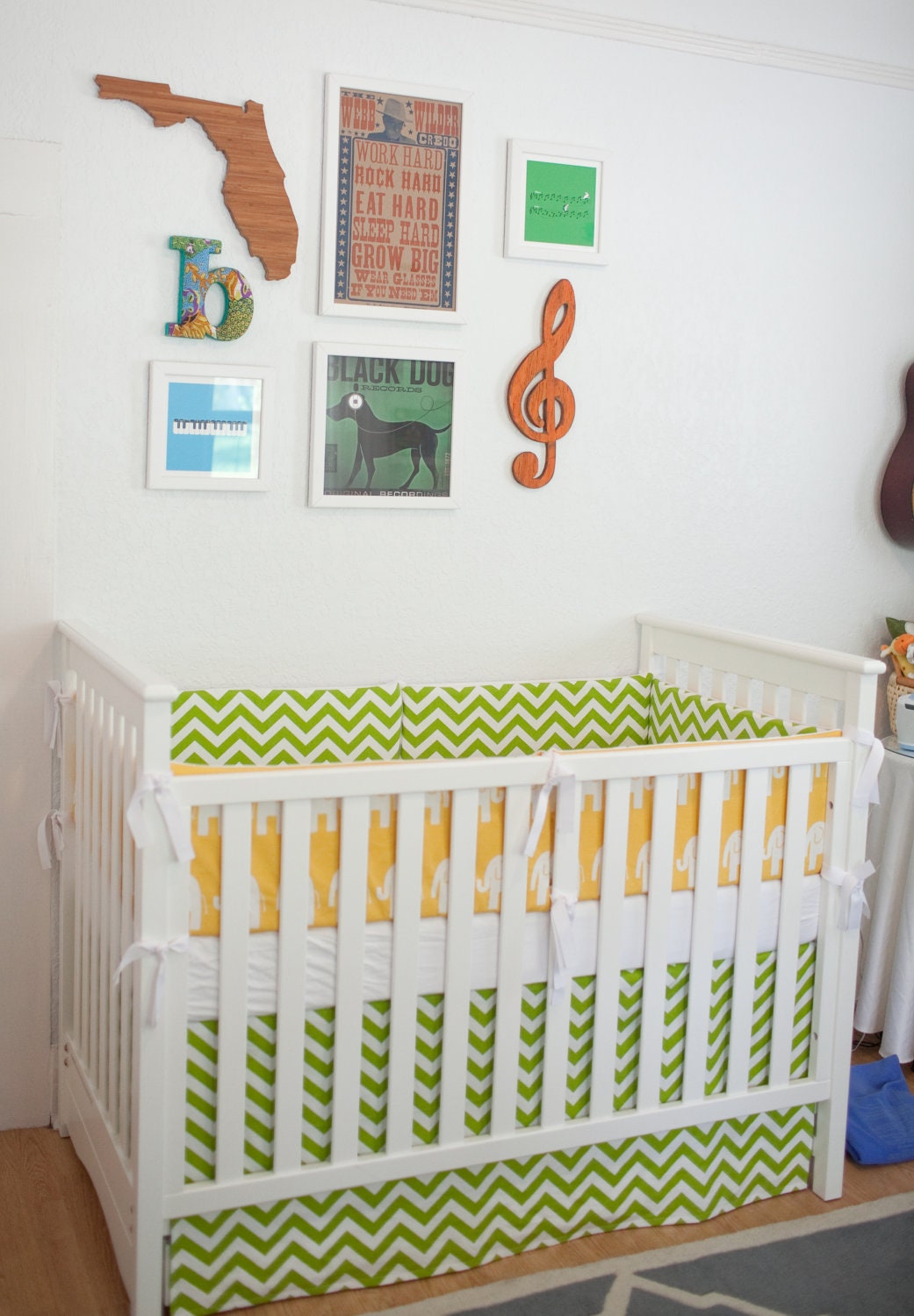 custom : adjustable crib skirt - choose your own fabric