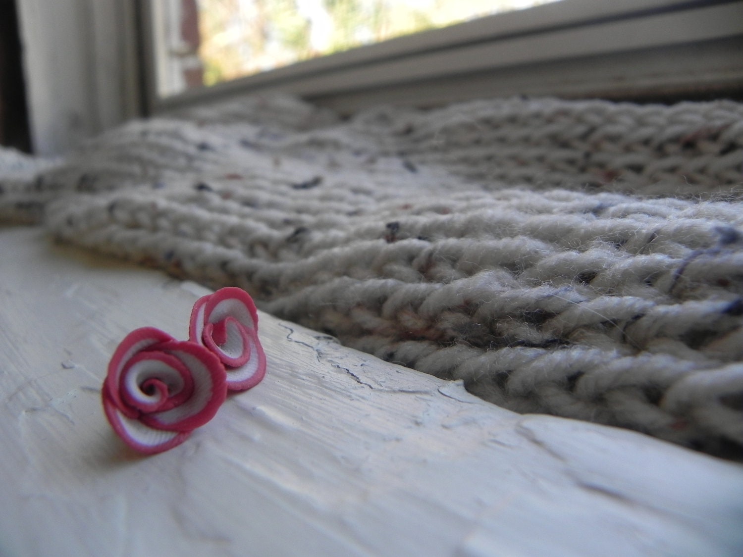 Two-Tone White and Pink Rose Earrings