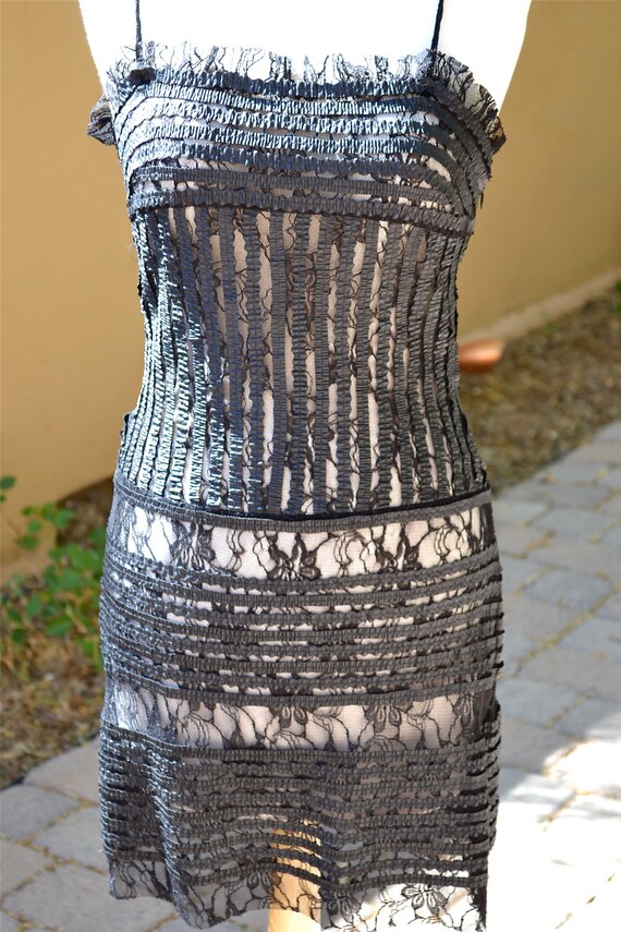 vtg CYNTHIA ROWLEY Vegan Ruched Faux Leather and Lace Black DRESS s