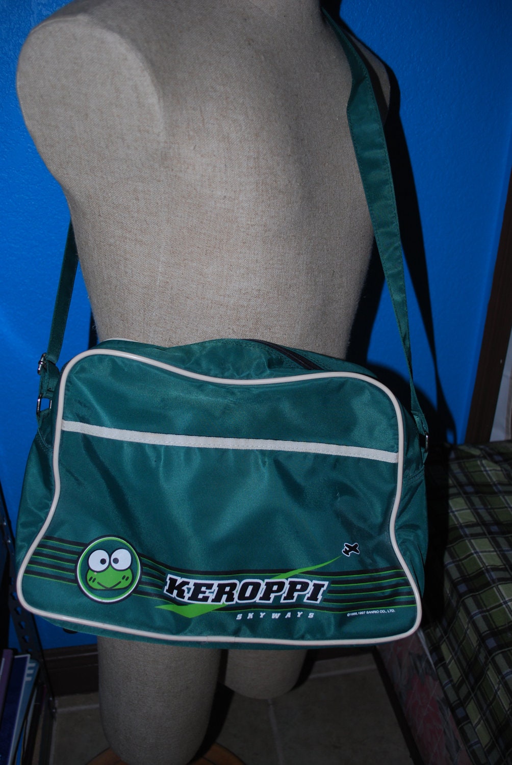 Vintage Keroppi Skyway travel bag, green travel bag, sanrio bag, unisex bag