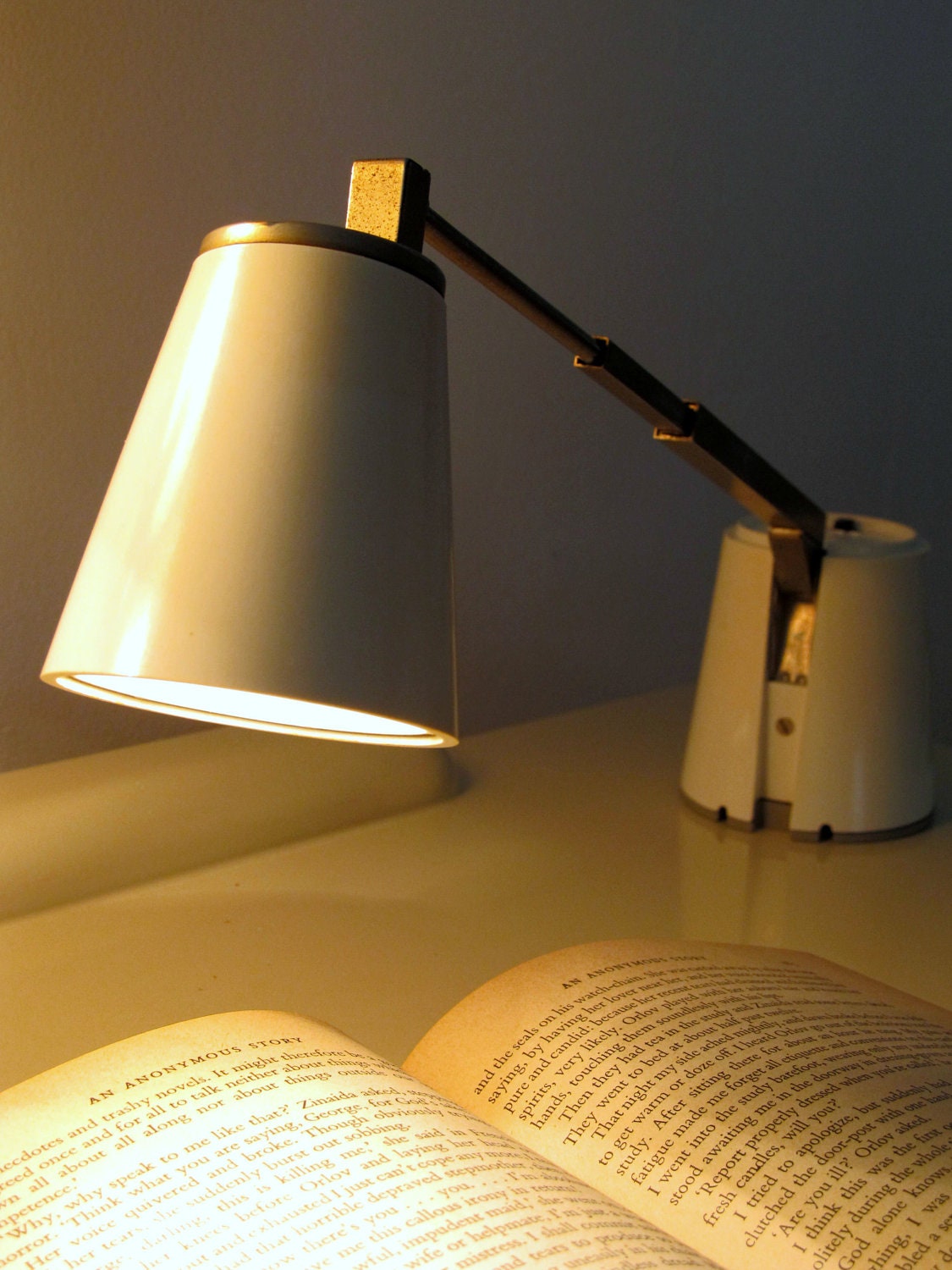 Lampette Vintage Travel Table Lamp from the 70s