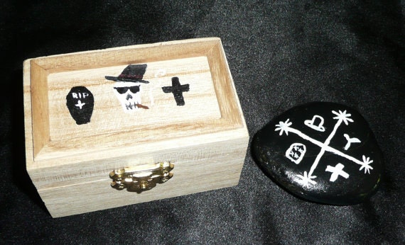 Hoodoo Voodoo Samedi Guede Lwa Loa Stone with Painted Wooden Box