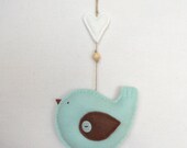 PDF pattern - Felt bird with heart ornament. Felt ornament, nursery decoration