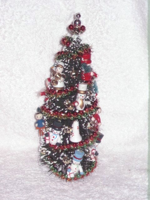 Vintage Christmas Wooden Ornaments Figurines in Bottle Brush tree Snowman Santa Angel Pixie Elf Jingle bells Decoration