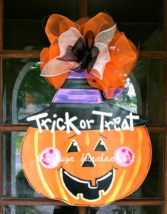 Halloween Pumpkin Door Hanger - Bronwyn Hanahan Art