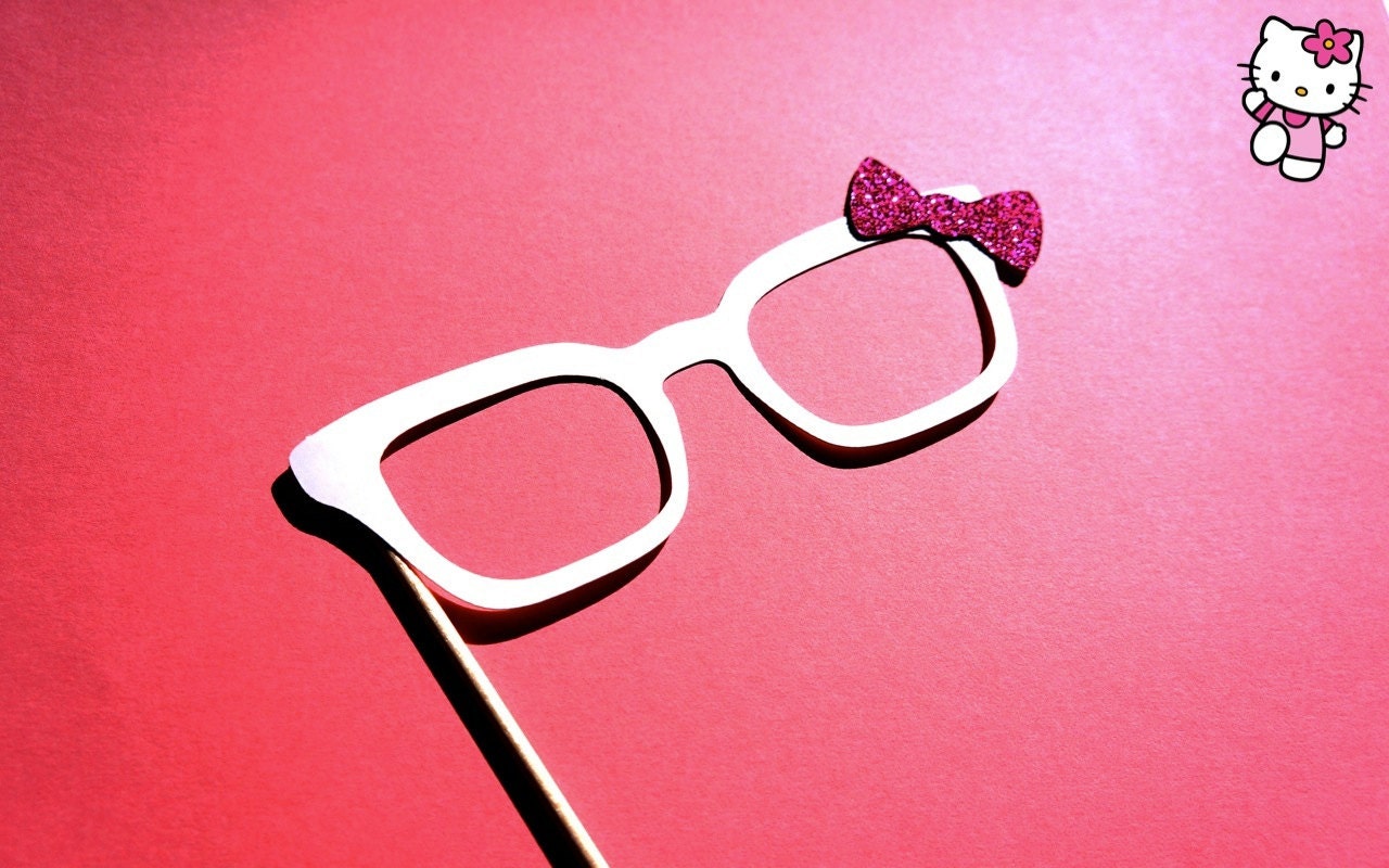 Photo Booth Props - Hello Kitty glasses with GLITTER bow - Birthdays, Weddings, Parties - Photobooth Props