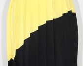 REDUCED was 226 now 195 awesome vintage 1980s VERSACE colour block pleated silk skirt