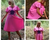 Authentic 1970s Vintage Pink Floral Panel Bat Wing Dollybird Dress UK 12-14 Medium (Item 4b)