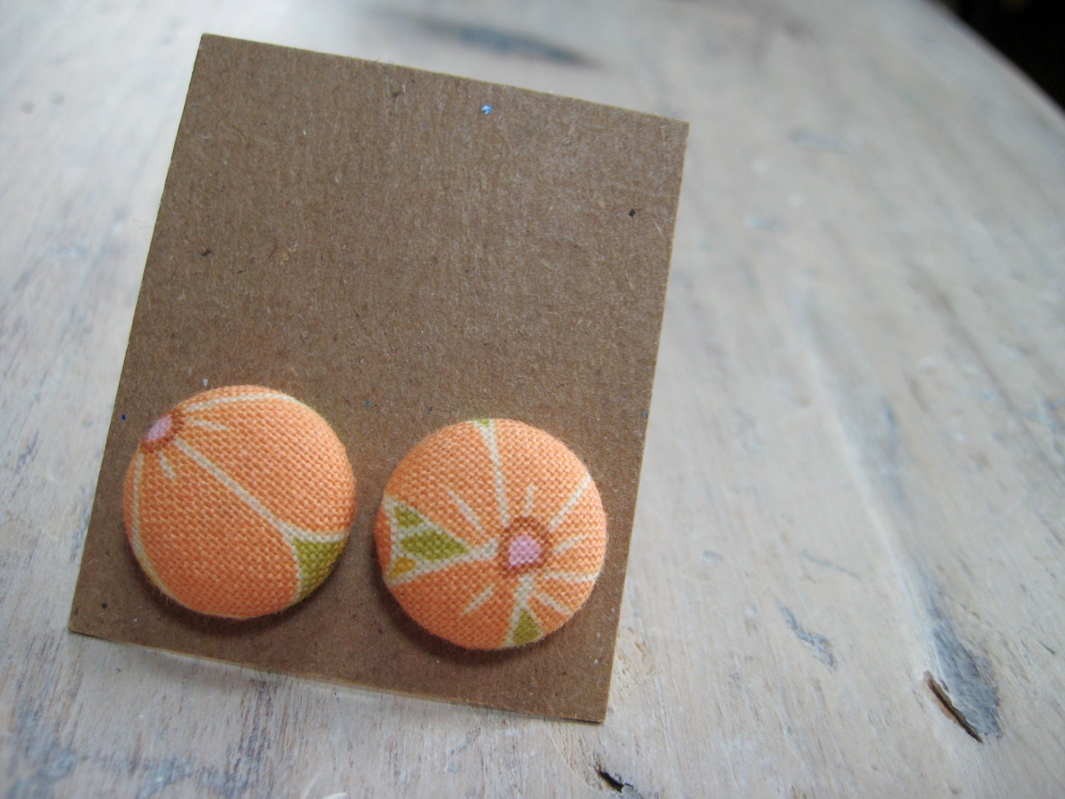 button earrings - peach, center floral