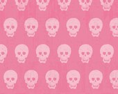 Geekly Chic Skulls Hot Pink - Fat Quarter
