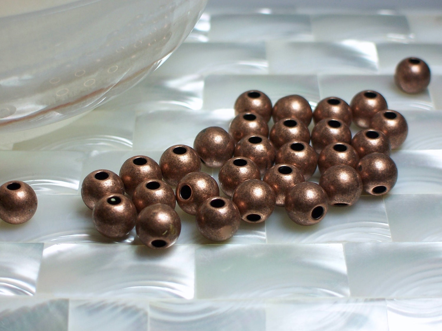 Antiqued Copper tone 8mm Round Beads 29pcs