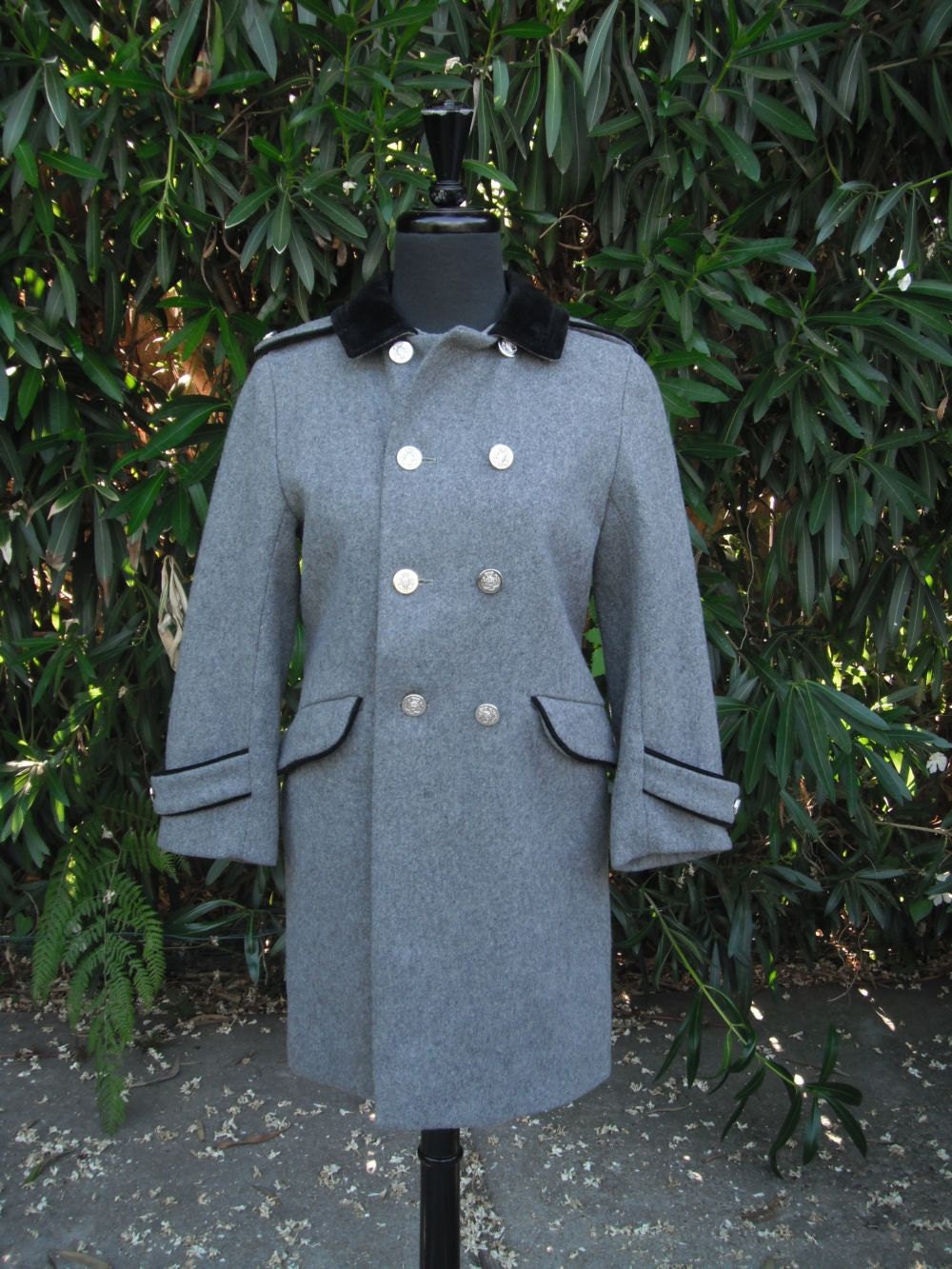 Classic Wool Coat / Gray Wool Coat / Neiman Marcus  Size 10