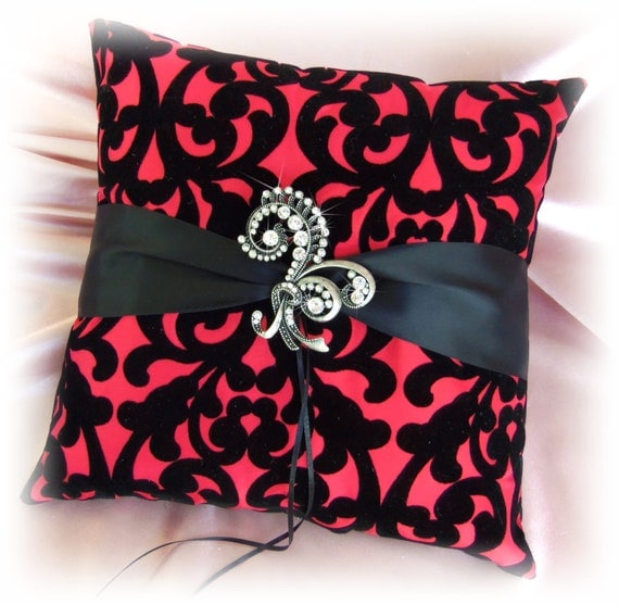 Wedding Ring Pillow Red Black, Wedding Pillow, Damask Ring Bearer Pillow, Red Black Damask Weddings Pillows, Ceremony Accessories Decor