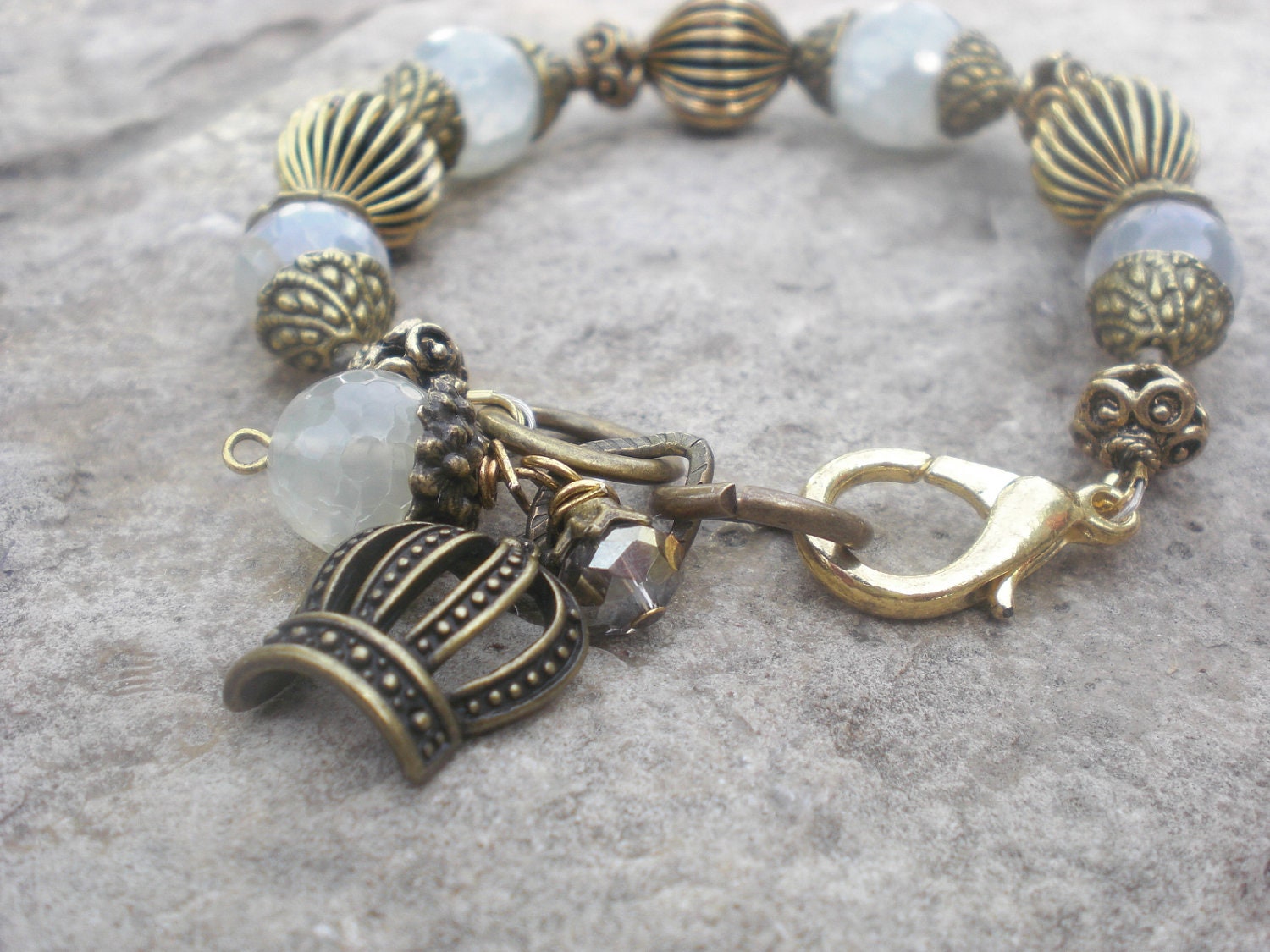 Royal Agate and Gold Bracelet