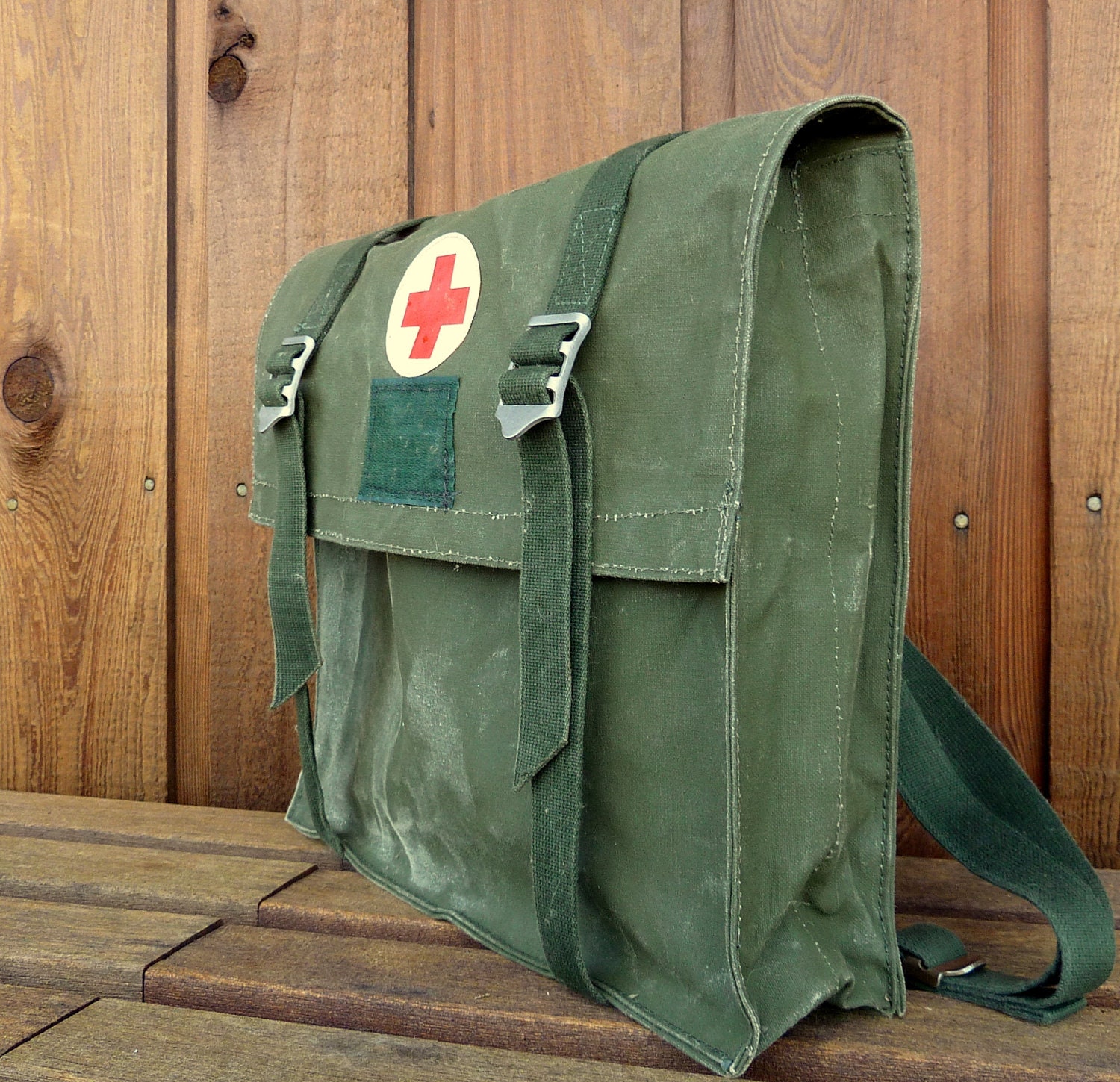 Vintage Red Cross Bag - Swedish