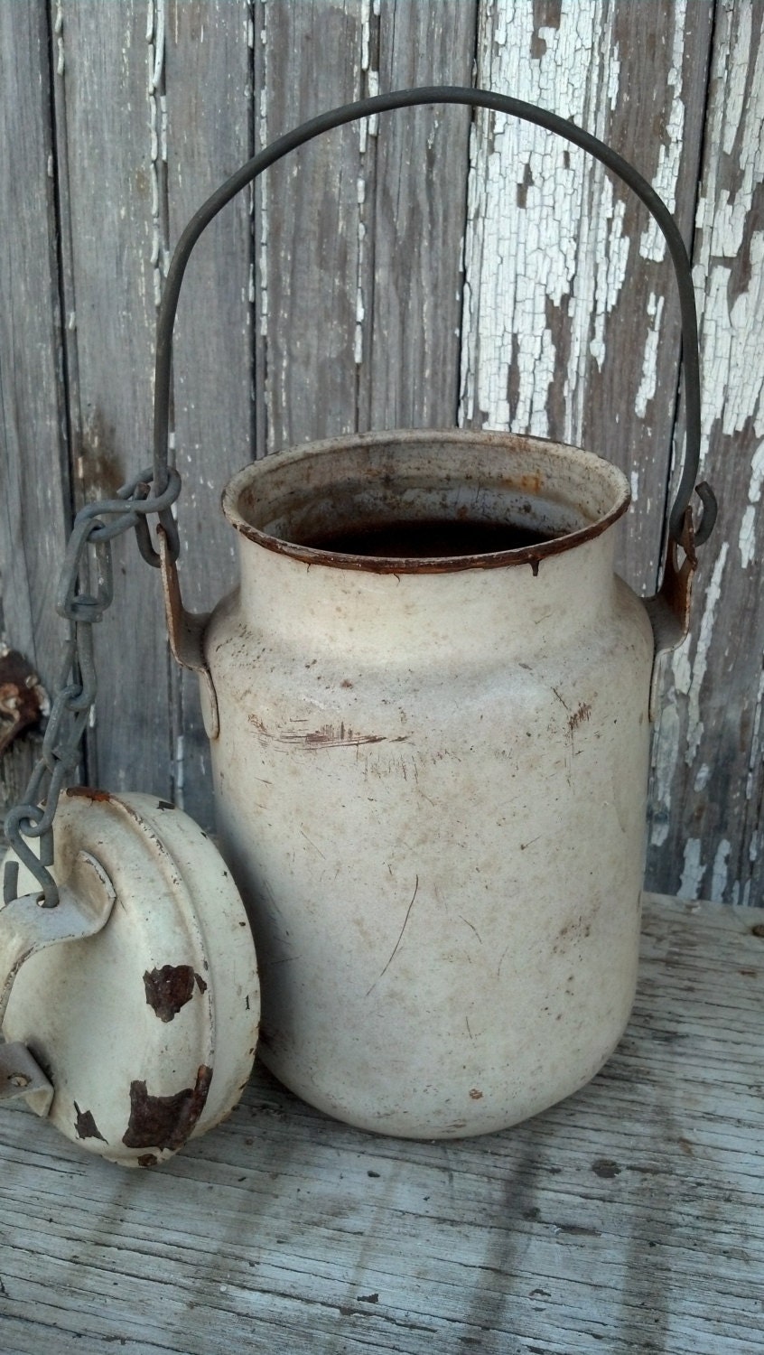 Vintage small METAL CREAM CAN with lid