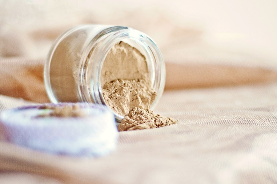 Dry Clay Facial Mask with Natural Clay - Recommended for Acne Prone Skin