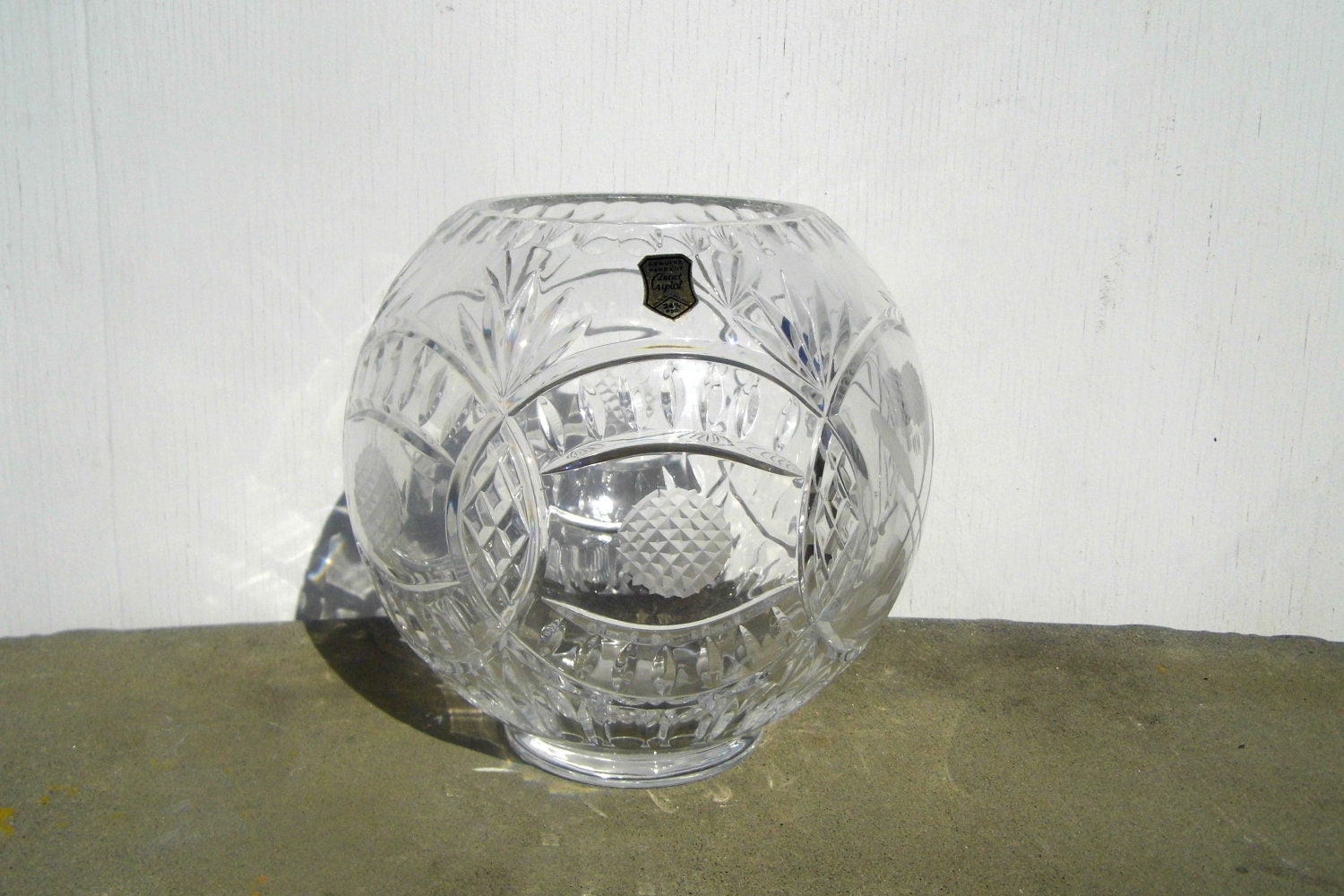 Hand Cut Crystal Bowl, Crystal Bowl Made in Poland, European Crystal, Thistle Design, Gold Club and Golf Ball, Clear Glass Bowl