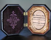 Extremely Nice 1850s Empty Octagonal Photo Case