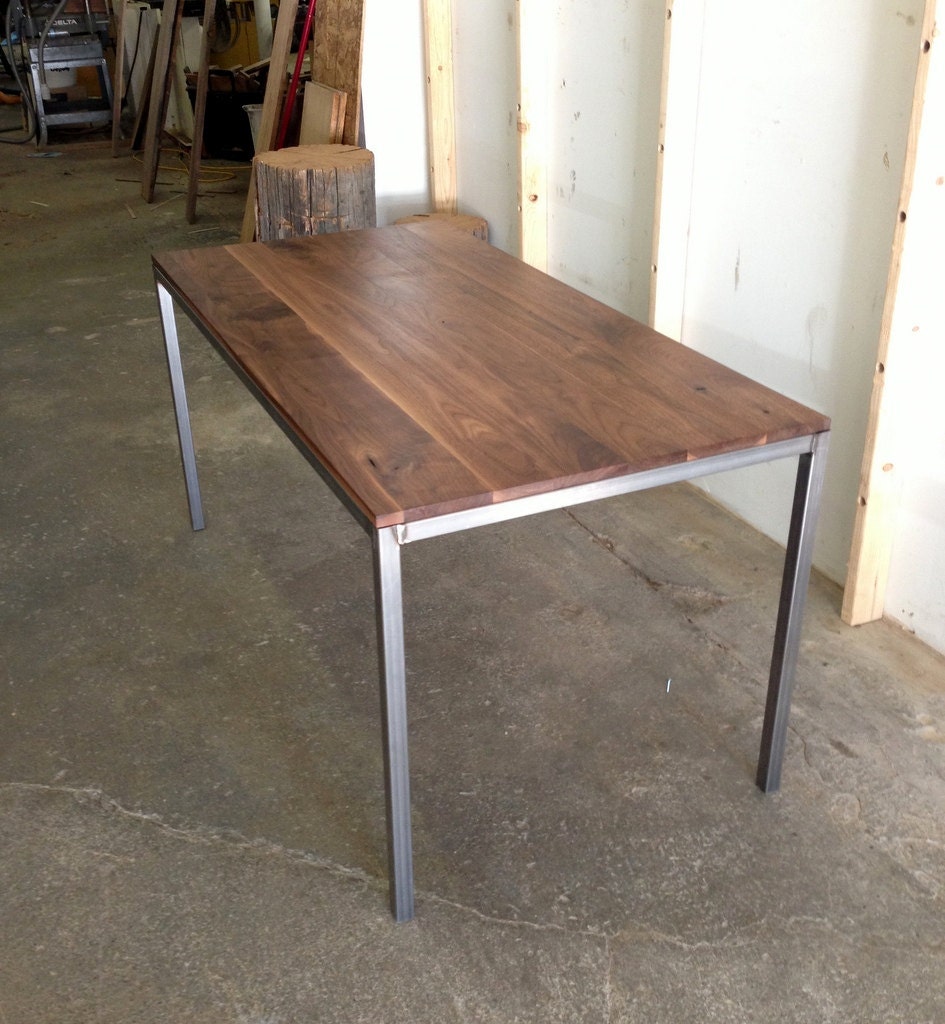 Harrison St. Desk