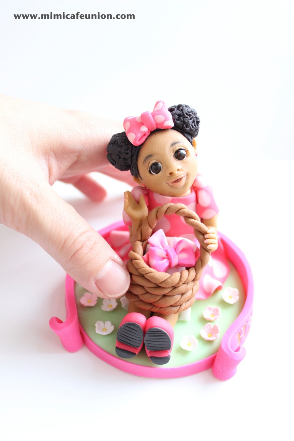 Children Likeness Figure Fondant Topper (1 Figure, 1 Message Plate)